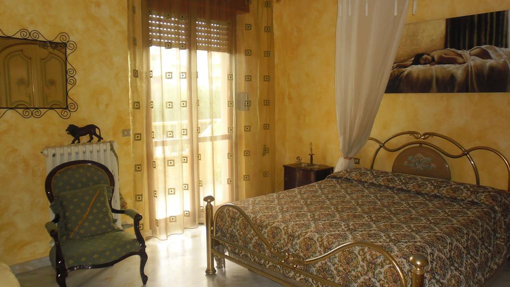 Moonaurora Bed and Breakfast Gallipoli Kamer foto